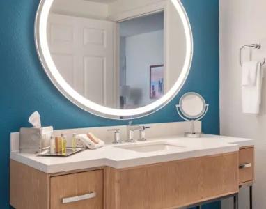 DoubleTree Suites by Hilton Naples - 133