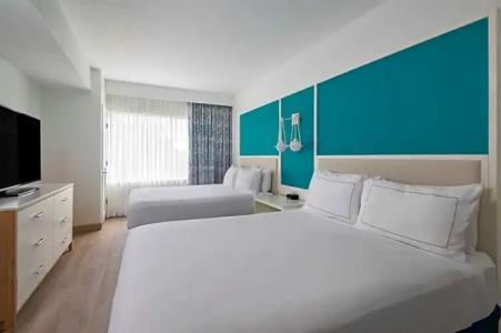 DoubleTree Suites by Hilton Naples - 166