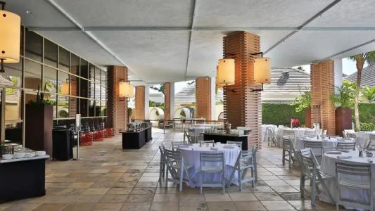 Naples Grande Beach Resort - 17