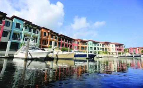 Naples Bay Resort & Marina - 12