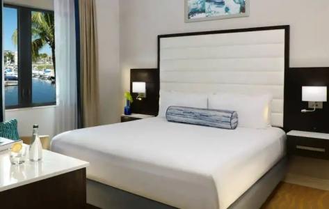 Naples Bay Resort & Marina - 64