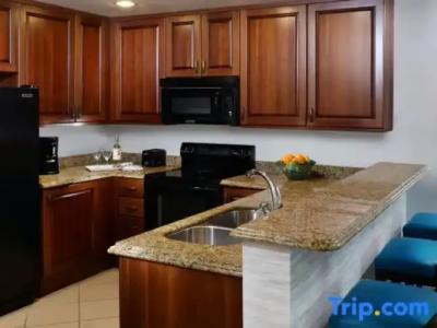 Naples Bay Resort & Marina - 94