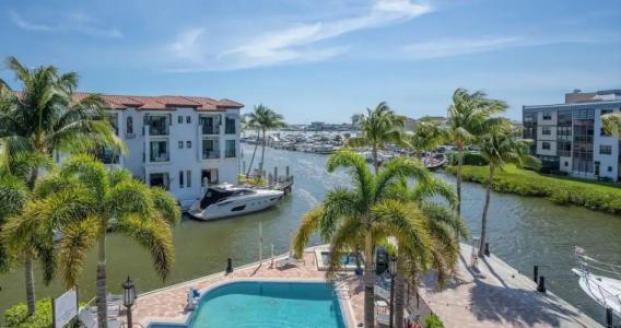 Naples Bay Resort & Marina - 118