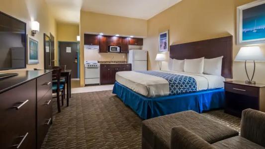 Best Western Naples Plaza - 9