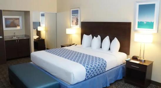 Best Western Naples Plaza - 8
