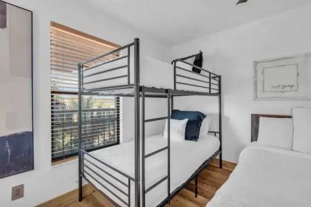 Park Shore Resort by Mike Z Rentals - 61