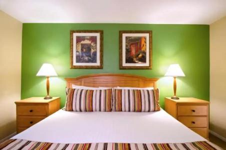 Park Shore Resort by Mike Z Rentals - 73