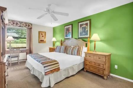 Park Shore Resort by Mike Z Rentals - 42