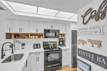 Park Shore Resort by Mike Z Rentals - 62