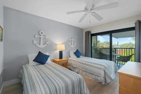 Park Shore Resort by Mike Z Rentals - 54