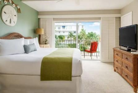 Olde Marco Island Inn and Suites - 2
