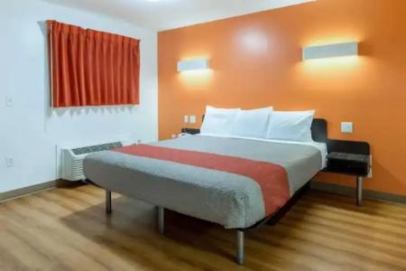 Motel 6 Greenville, SC - 49