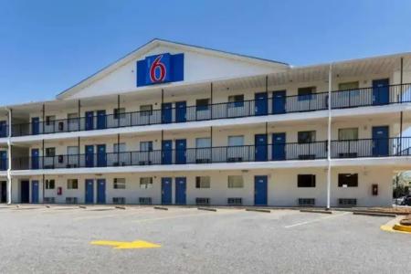 Motel 6 Greenville, SC - 44