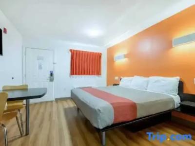 Motel 6 Greenville, SC - 101