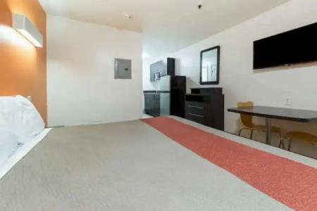 Motel 6 Greenville, SC - 46