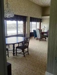 Ramada by Wyndham Augusta Downtown & Conference Center - 18