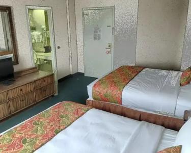 Ramada by Wyndham Augusta Downtown & Conference Center - 16