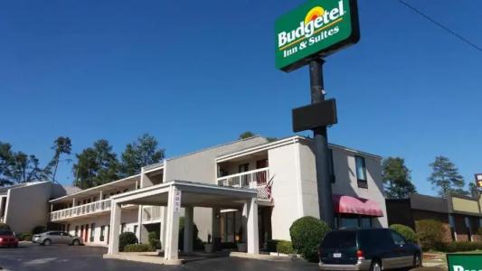 Budgetel Inn & Suites - 0