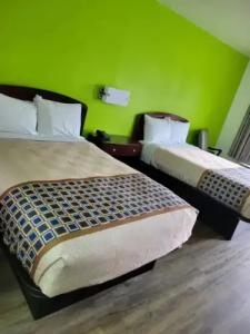 Budgetel Inn & Suites - 15