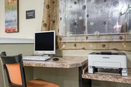 Super 8 by Wyndham - 1