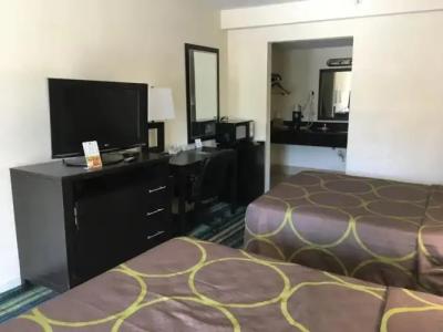 Super 8 by Wyndham - 15