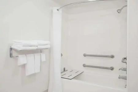 Super 8 by Wyndham - 22