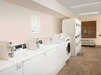 WoodSpring Suites Augusta Fort Eisenhower - 11