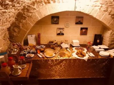 Albergo Tripoli - Guest House - 10