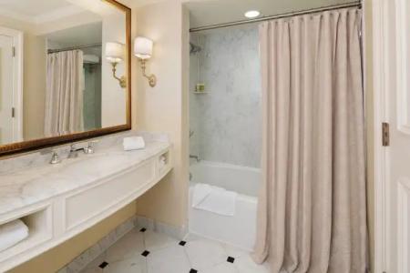 Washington Duke Inn & Golf Club - 70