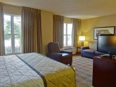 Extended Stay America Suites Raleigh RTP 4919 Miami Blvd - 3