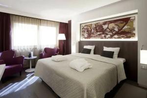 Auberge Du Bonheur Hotel