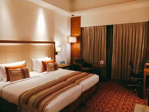 Pride Plaza, Kolkata - 25