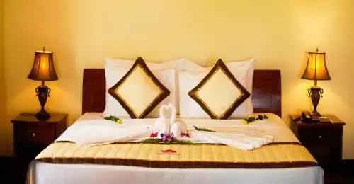 Golden Coast Resort & Spa - 4