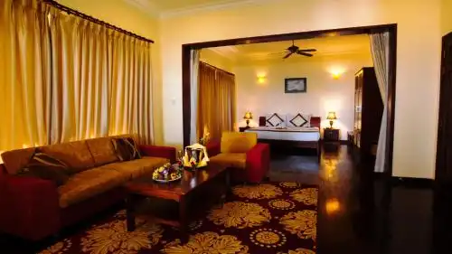 Golden Coast Resort & Spa - 28