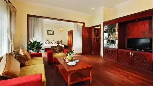 Golden Coast Resort & Spa - 29