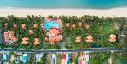 Golden Coast Resort & Spa - 17