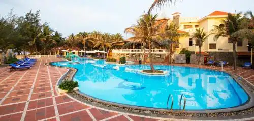Golden Coast Resort & Spa - 6