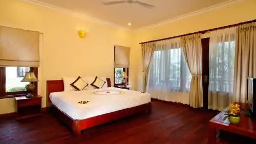 Golden Coast Resort & Spa - 41