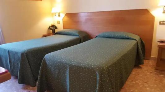 Nuovo Albergo - 77