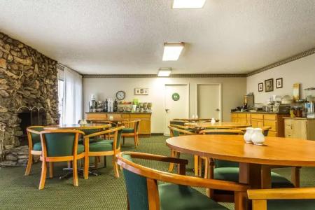 Quality Inn & Suites Silicon Valley - 21