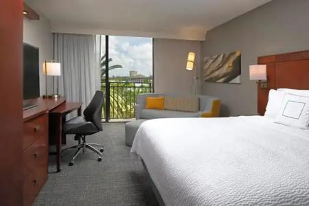 Courtyard by Marriott Bradenton Sarasota Riverfront - 28