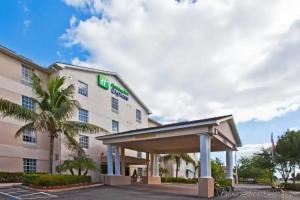 Holiday Inn Express & Suites Naples North - Bonita Springs by IHG, Bonita Springs