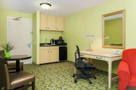 Hilton Garden Inn - 46