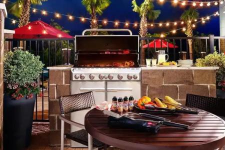 Fairfield Inn & Suites - 20