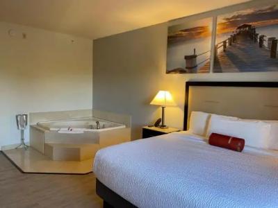 Days Inn & Suites by Wyndham - 109