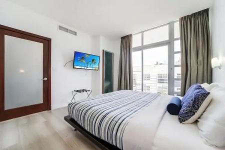 Strand Ocean Drive Suites - 35