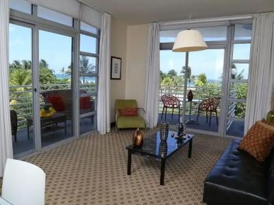 Strand Ocean Drive Suites - 7
