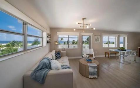 Strand Ocean Drive Suites - 55