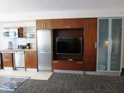 Strand Ocean Drive Suites - 22