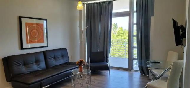 Strand Ocean Drive Suites - 42